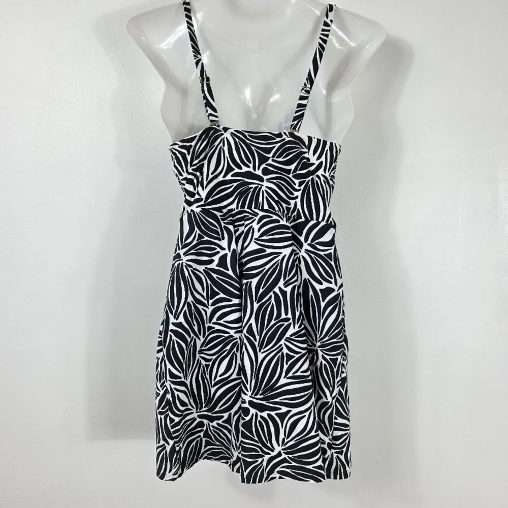 Lands'‎ End Swim Dress Women Small Black White Leaf Print UPF 50+ 1837629 New